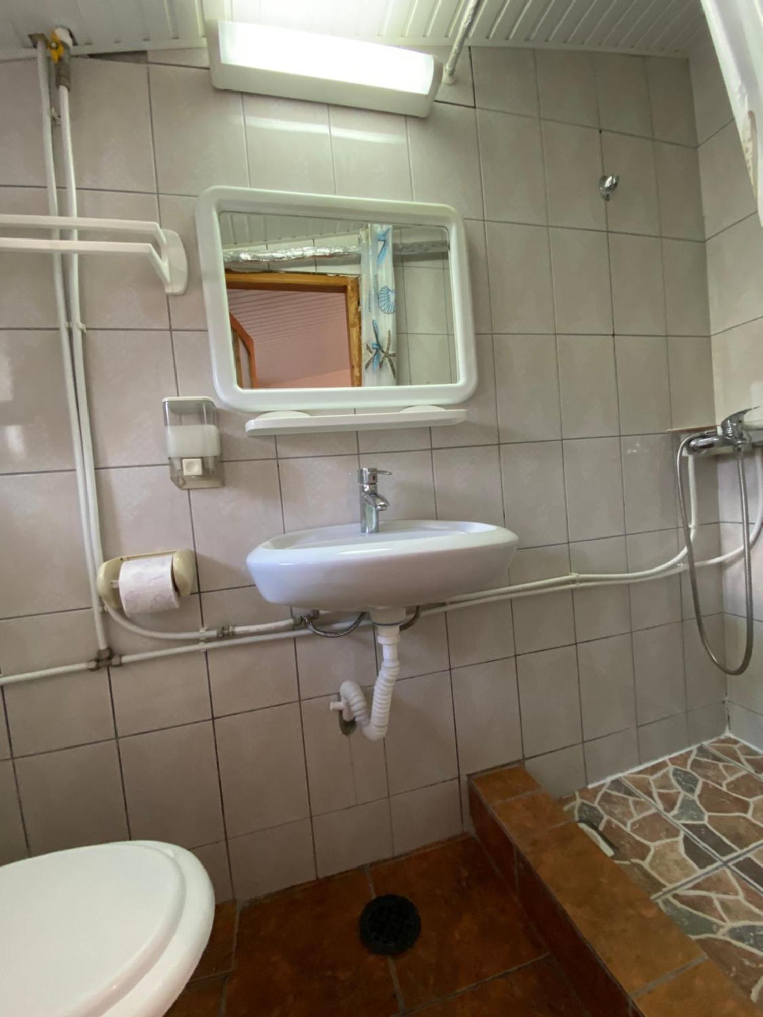 Hotel Casa Ciobi Două Mai Habitación foto